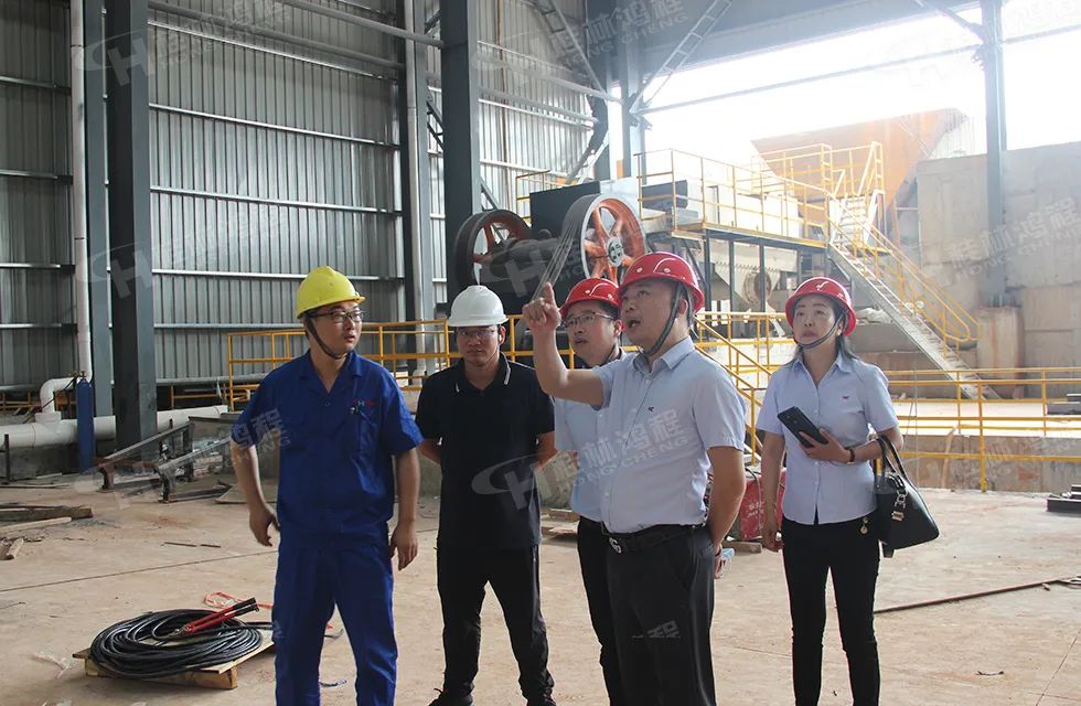 桂林鴻程老總?cè)輻潎偛糜H征‘客戶零距離 共創(chuàng)新未來’服務活動