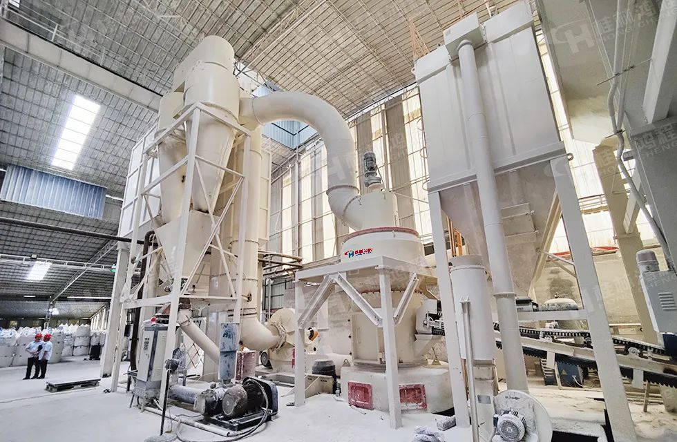 桂林鴻程老總?cè)輻潎偛糜H征‘客戶零距離 共創(chuàng)新未來’服務活動