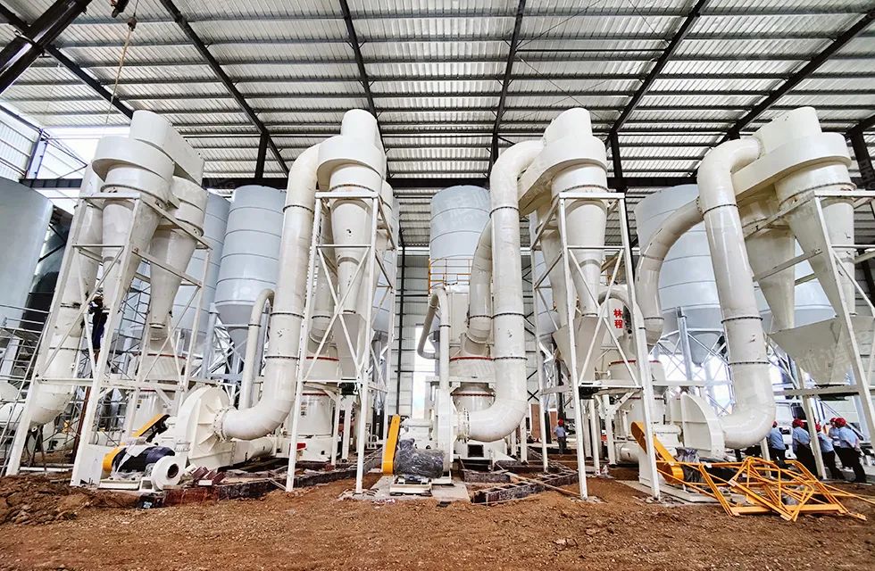 桂林鴻程老總?cè)輻潎偛糜H征‘客戶零距離 共創(chuàng)新未來’服務活動