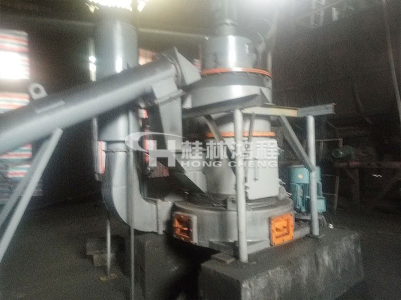 小型超細(xì)研磨機300目磨粉機2R2713雷蒙磨